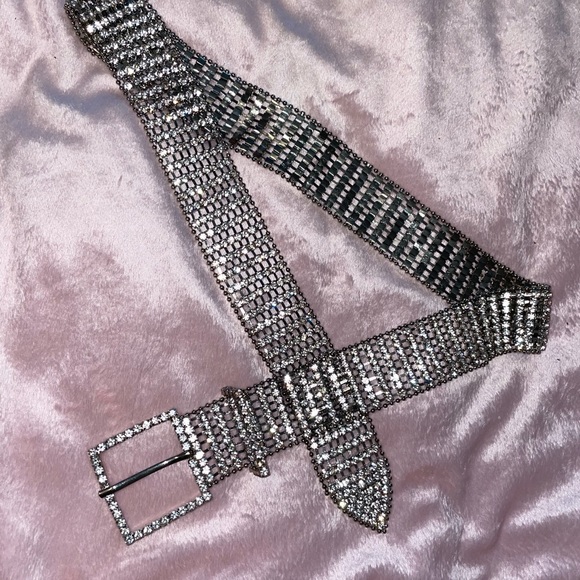 Silver bead fishnet dress - Picture 4 of 4